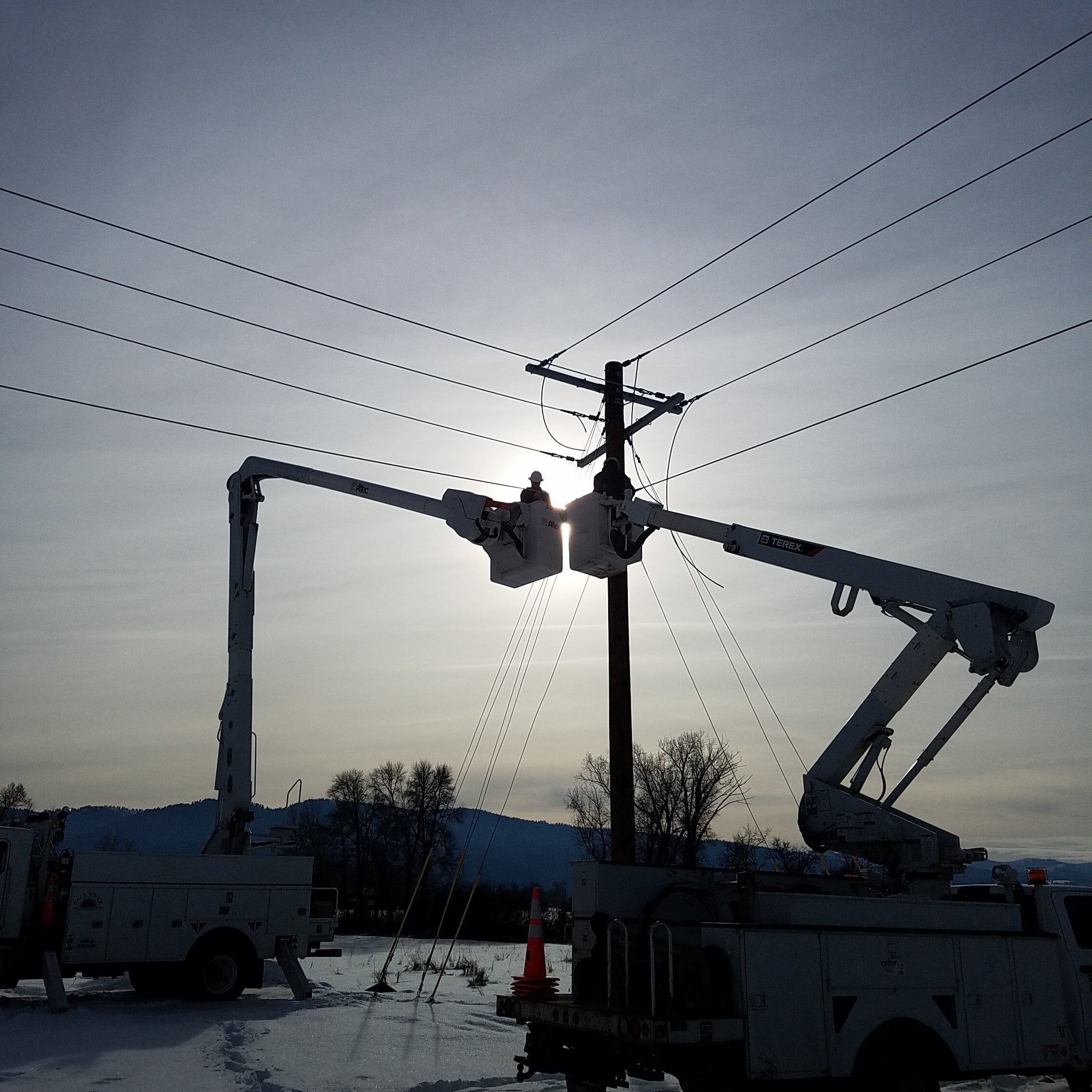Lineman in action